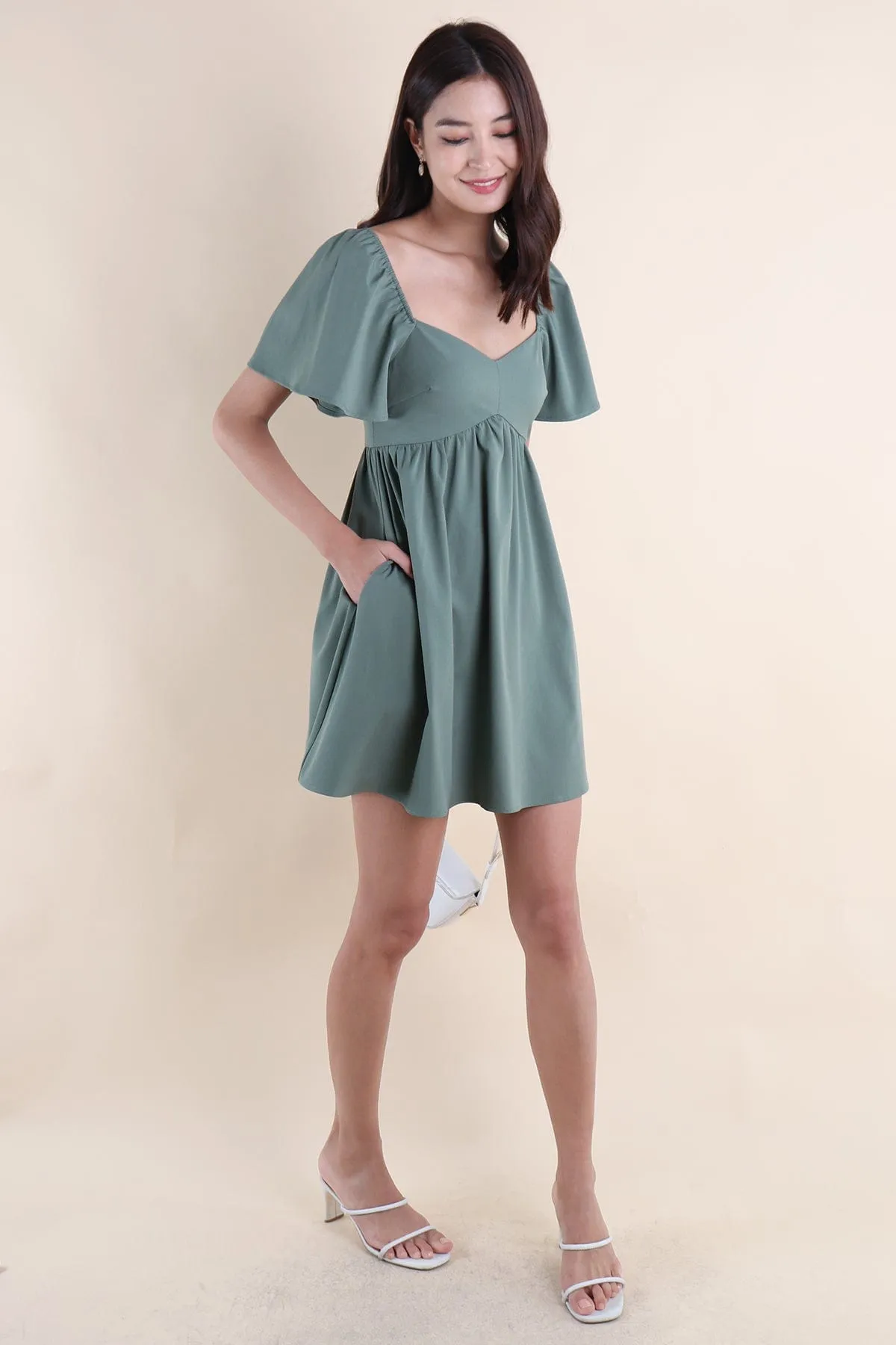 FIOERA FLUTTERS DRESS IN GREEN