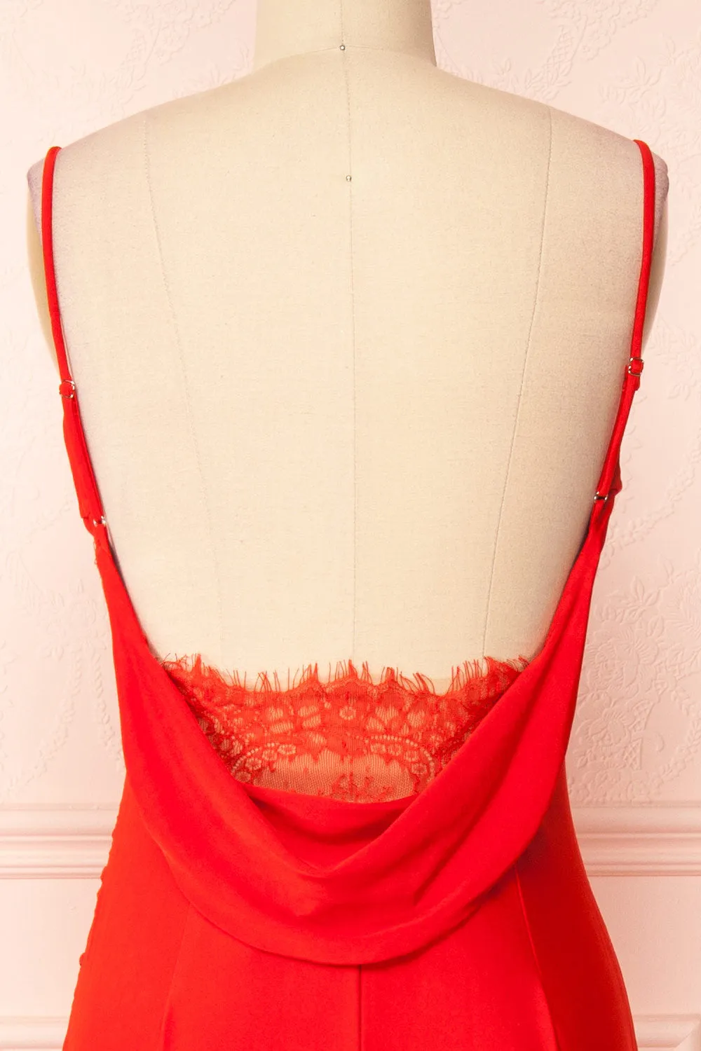 Kristen Red | Fitted Maxi Dress w/ Cowl Neck