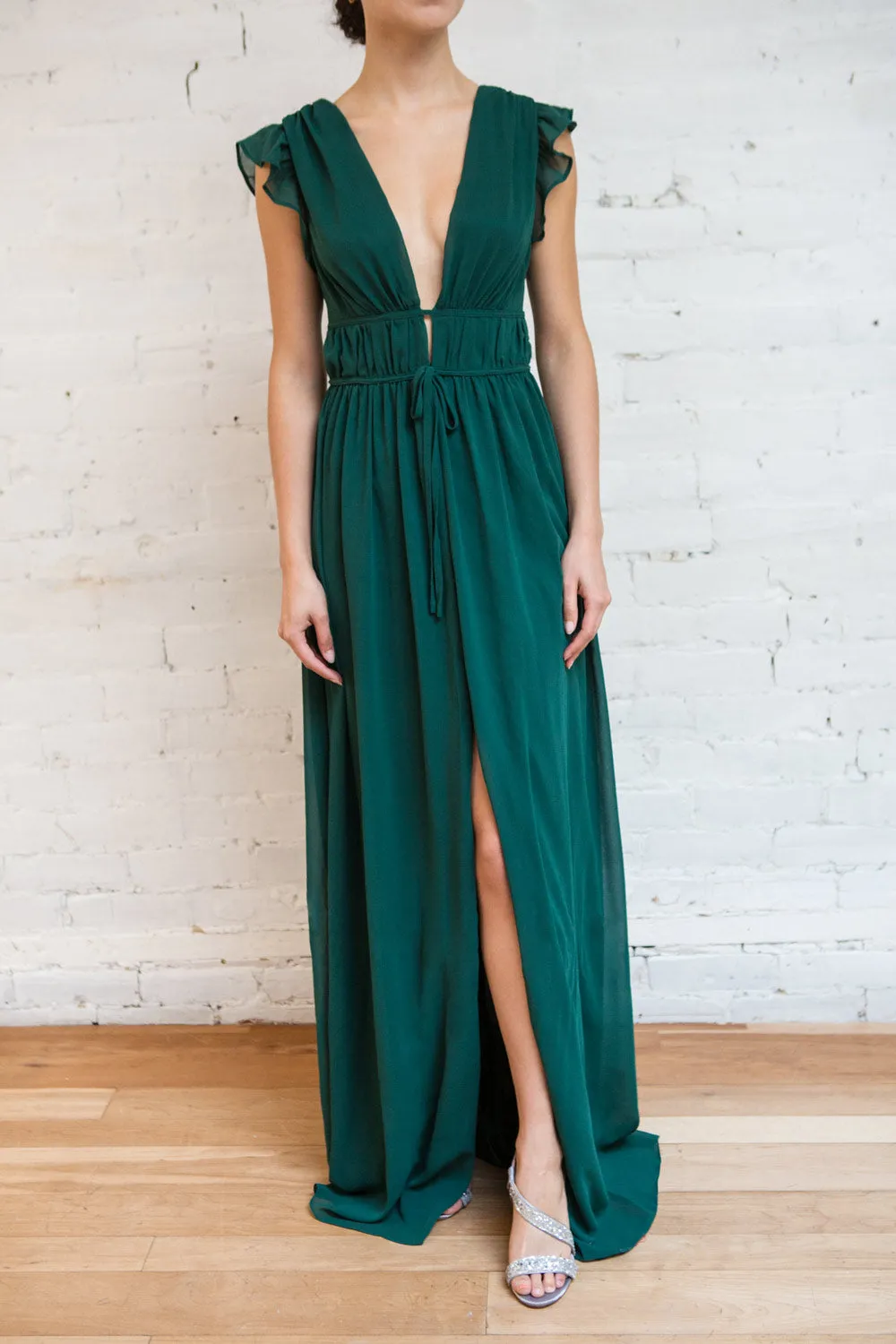 Leony Emerald | V-Neck Chiffon Maxi Dress